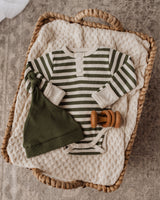 OLIVE KNOTTED BEANIE