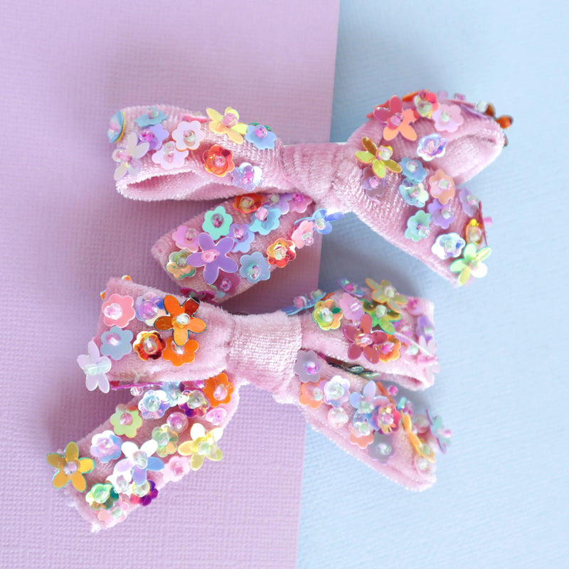 FLORAL SEQUIN BOW CLIP