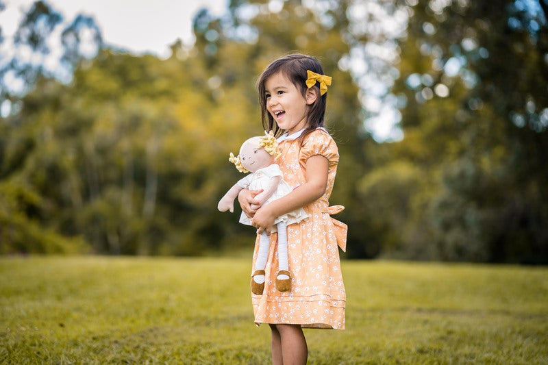 PRISCY LINEN DOLL WITH BLONDE HAIR