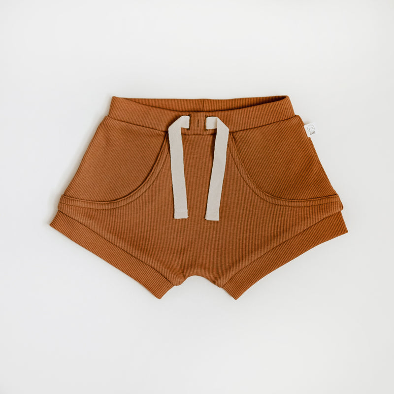 CHESTNUT SHORTS