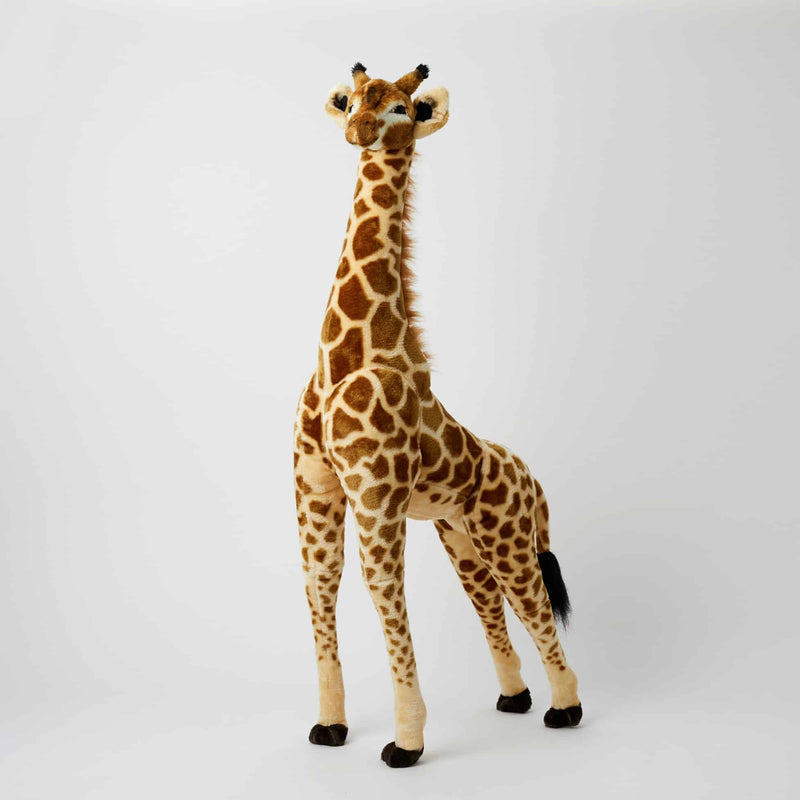 GIANT STANDING GIRAFFE