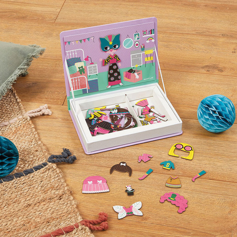 GIRLS DRESS UP MAGNETIBOOK