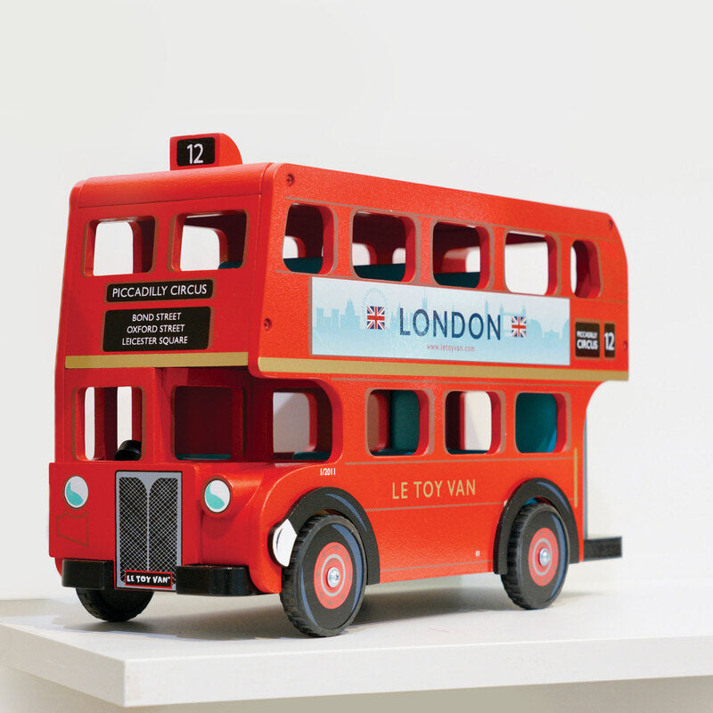 LONDON BUS