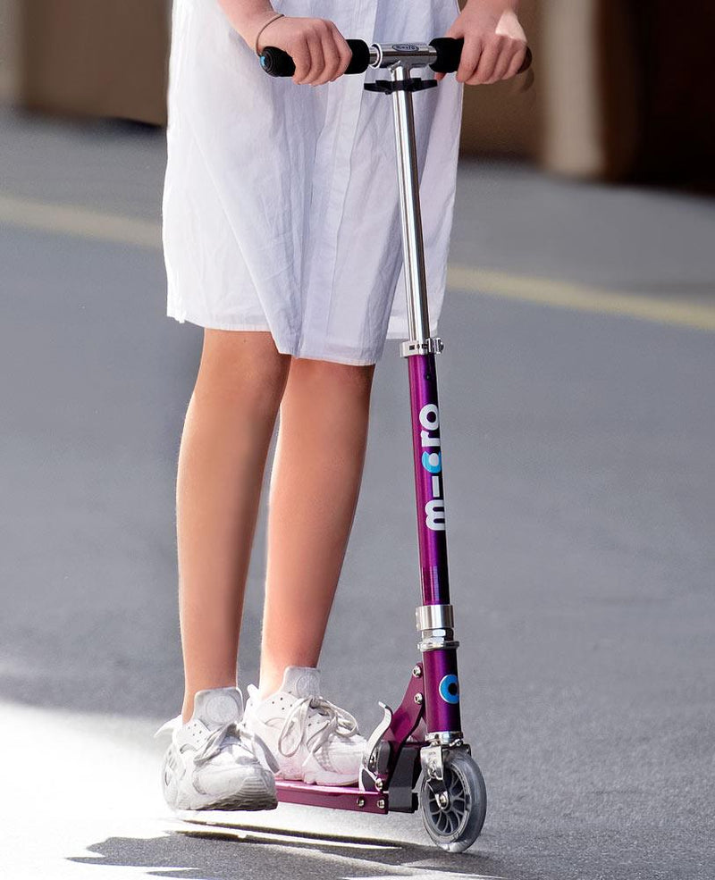 SPRITE LIGHT UP SCOOTER - Purple