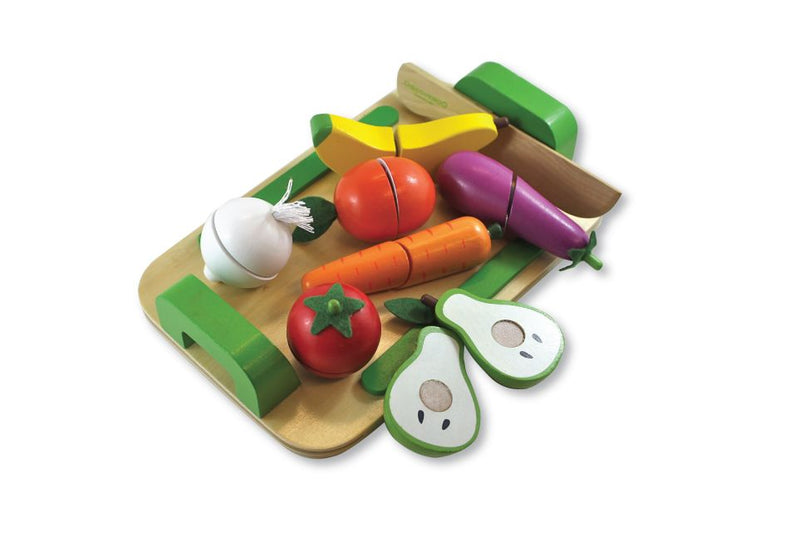 FRUIT AND VEG CUTTING SET