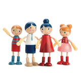 WOODEN DOLL FAMILY WITH FLEXIBLE ARMS AND LEGS