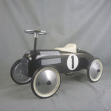 BLACK RIDE ON CLASSIC CAR