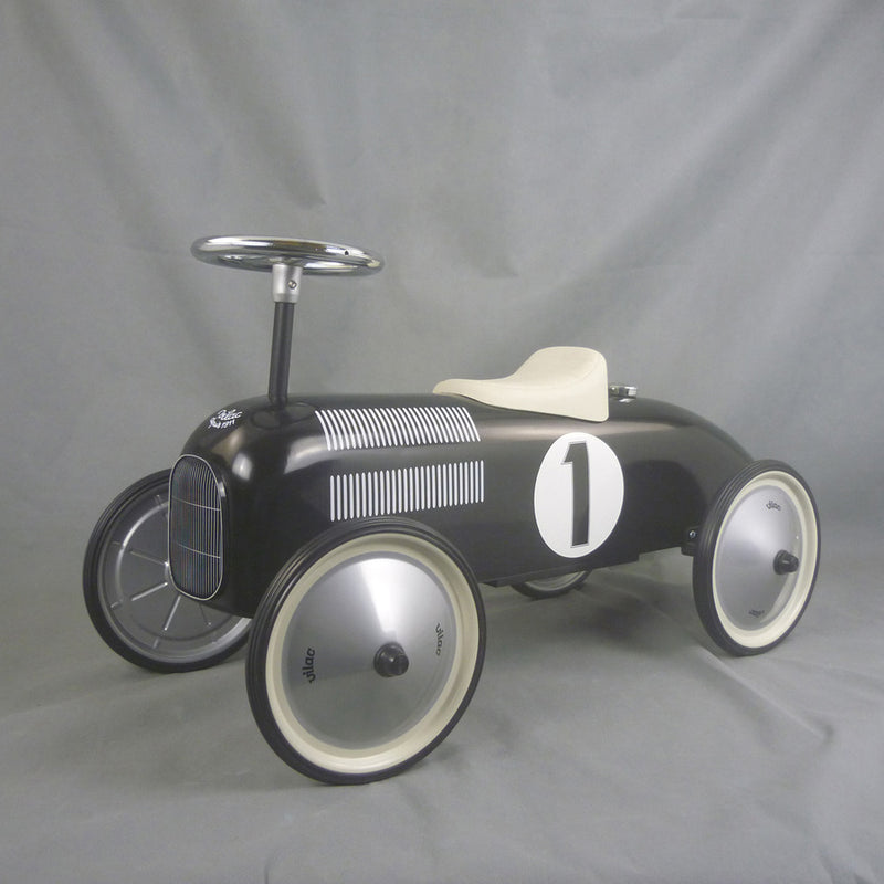 BLACK RIDE ON CLASSIC CAR